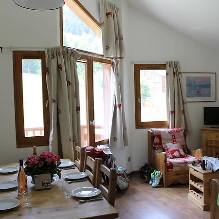 Residence Grand Bois Cles Blanches La Tania Rom bilde